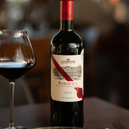 J-Lebegue-Bordeaux-rouge-2021-restau-01